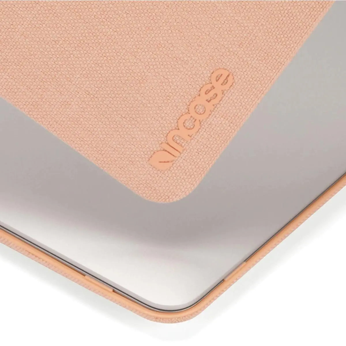 Incase Textured Hardshell in Woolenex for MB Pro 16" (2019) (Blush Pink) - XtraSure | Apple Authorized Reseller in Myanmar