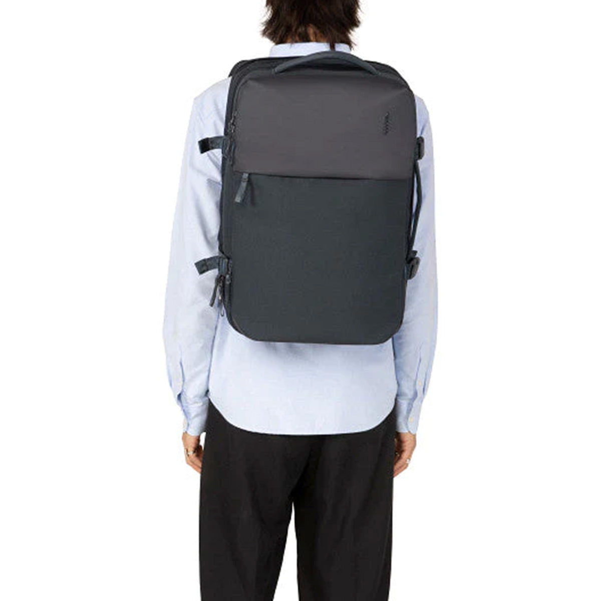 arc travel backpack Incase A.R.C. Travel Pack (Navy)