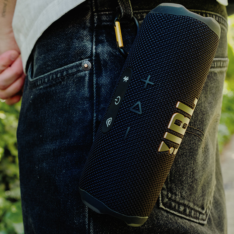 JBL Flip 7 Bluetooth Speaker (TML)