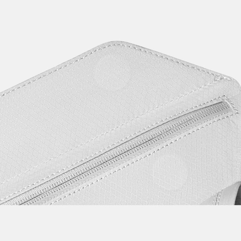 MaH Airy Backpack (Up to 15.6")