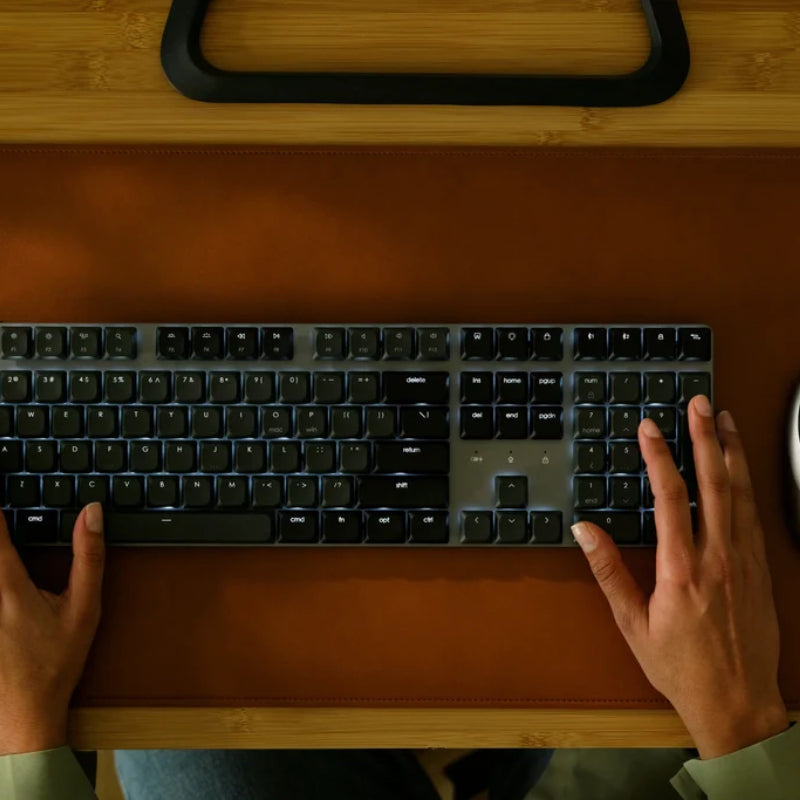 Satechi SM3 Slim Mechanical Backlit Bluetooth Keyboard (US English)