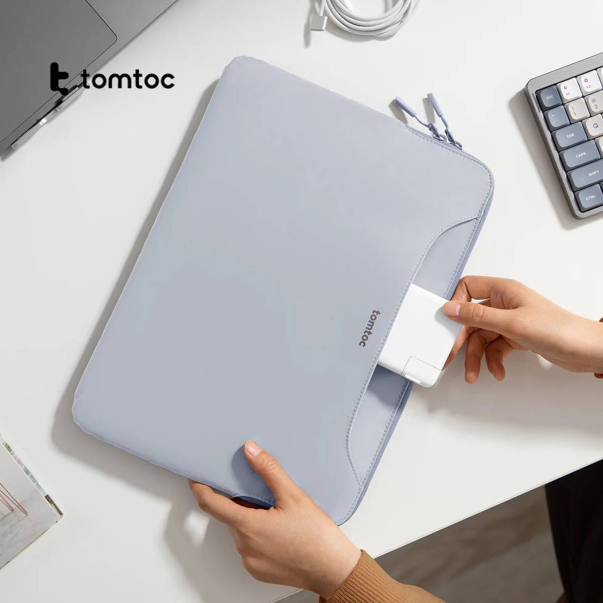 Tomtoc TheHer-A21 Dual-colorLaptop Handbag 13.5" - XtraSure | Apple Authorized Reseller in Myanmar