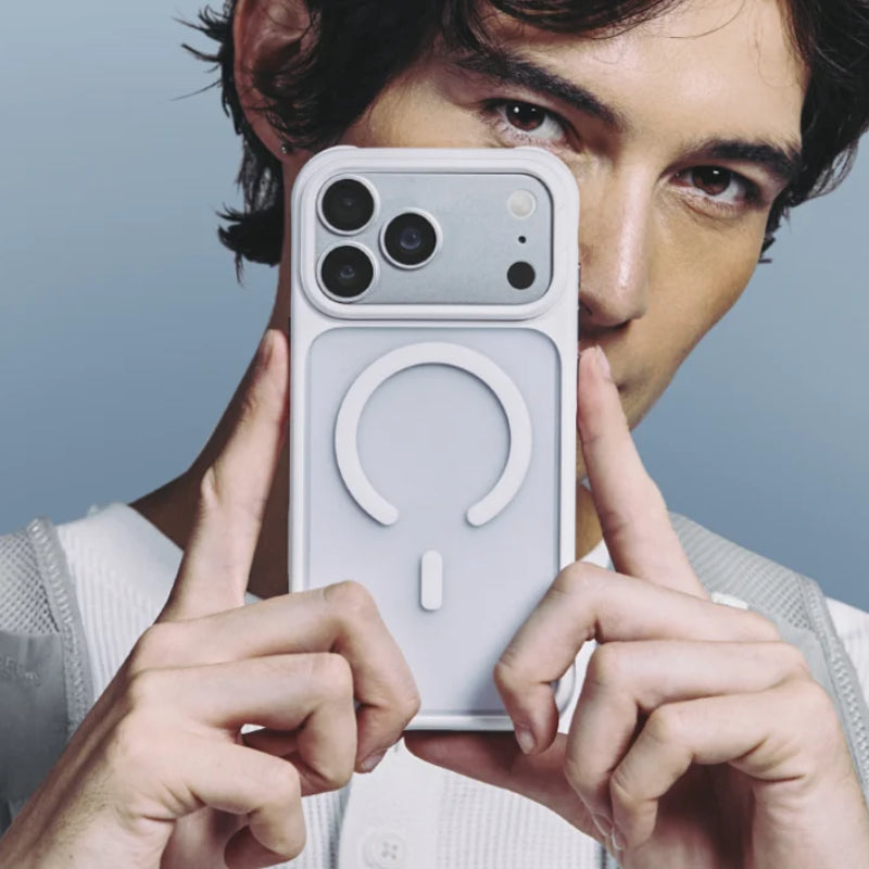 Uniq Hybrid Veren Magsafe Case for iPhone 18 Series