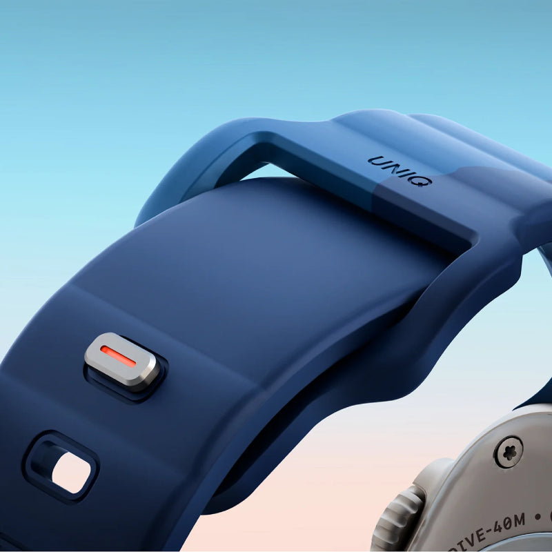Uniq Stride DE FKM Rubber Apple Watch BandUniq Stride DE FKM Rubber Apple Watch Band